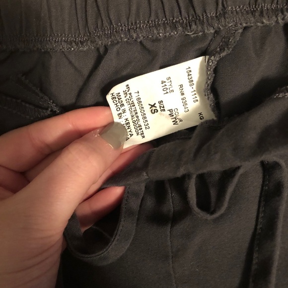 🖤XS Cherokee Scrub Pants🖤 - Picture 2 of 3